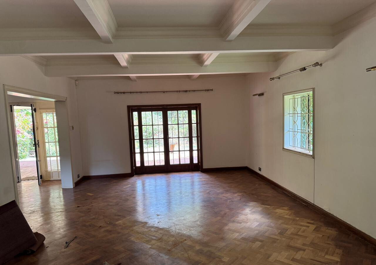 5-Bed Muthaiga Home with 3 Staff Quarters & Light-Filled Living