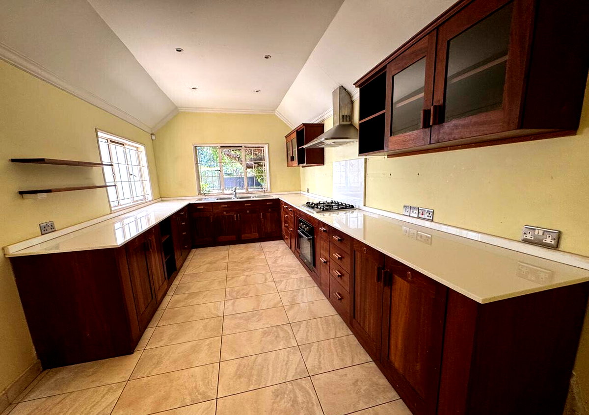 5-Bed Muthaiga Home with 3 Staff Quarters & Light-Filled Living