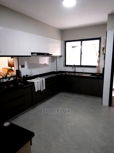 5bdrm Apartment in Kileleshwa for sale - Image 1