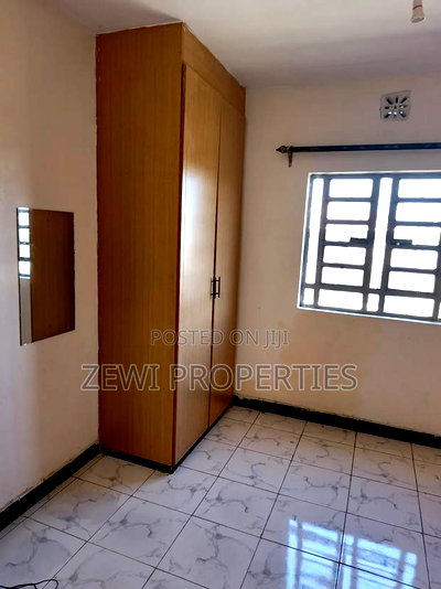 3bdrm Bungalow in Kiserian for sale - Image 11