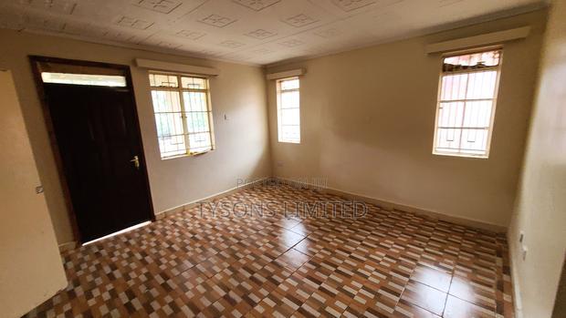 5bdrm Maisonette in Thiongo Road, Kangemi for rent
