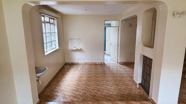 5bdrm Maisonette in Thiongo Road, Kangemi for rent