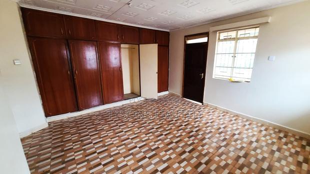 5bdrm Maisonette in Thiongo Road, Kangemi for rent