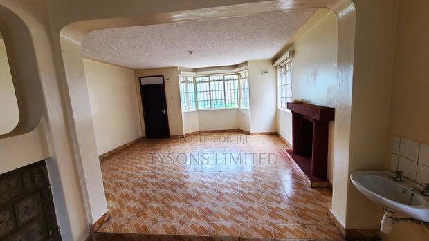 5bdrm Maisonette in Thiongo Road, Kangemi for rent