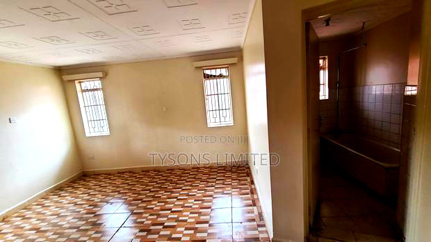 5bdrm Maisonette in Thiongo Road, Kangemi for rent