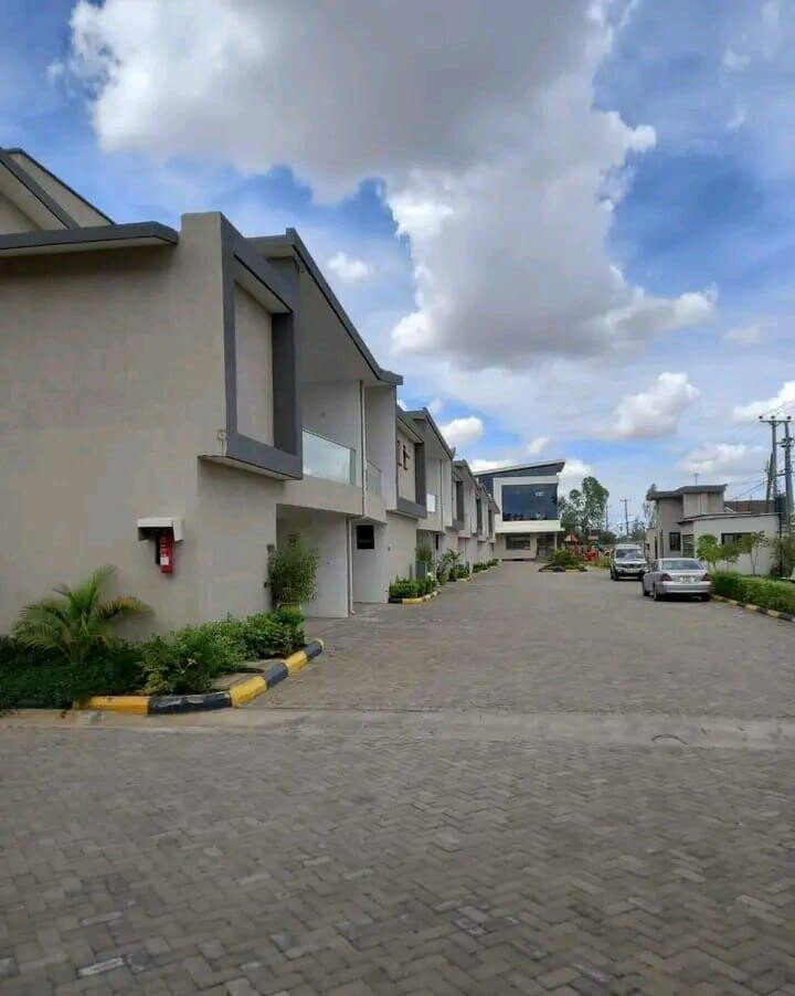 94-Unit Gated Community 4BR Townhouse with DSQ - Syokimau