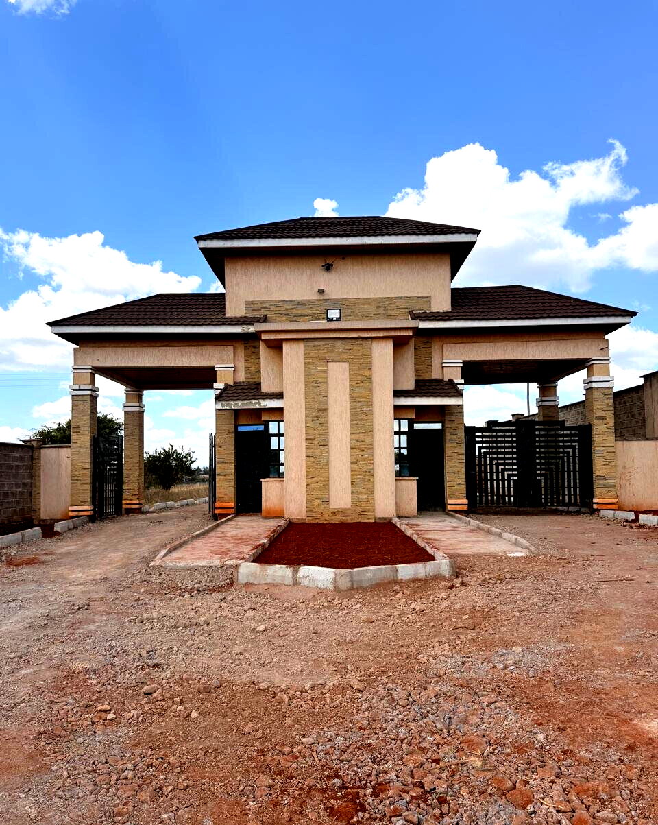 50x100 Plot for KSh 8M