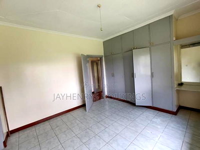 4bdrm Bungalow in Ridgeways for rent - Image 9