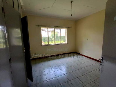 4bdrm Bungalow in Ridgeways for rent - Image 8