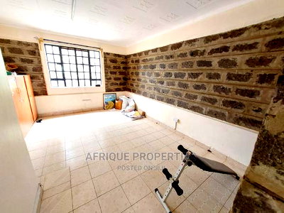 5bdrm Mansion in Membly Estate for sale - Image 9