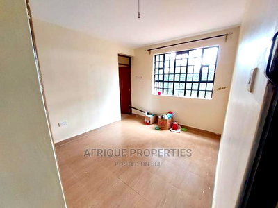 5bdrm Mansion in Membly Estate for sale - Image 14