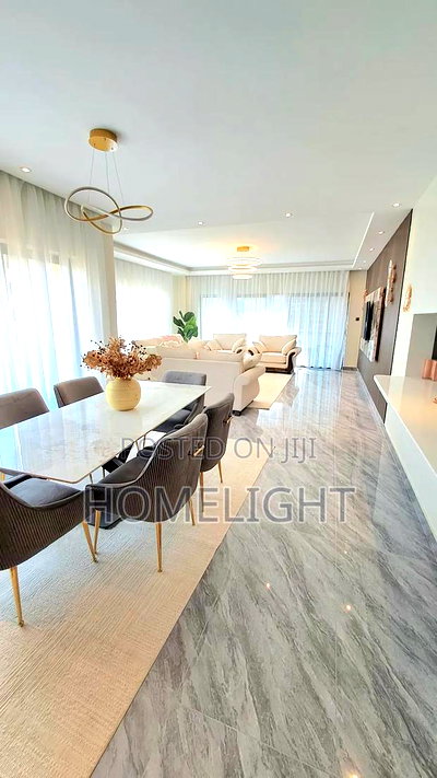 4bdrm Apartment in Parklands for sale - Image 1