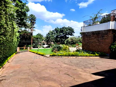 7 Bedroom House for Sale in Waiyaki Way - Image 7