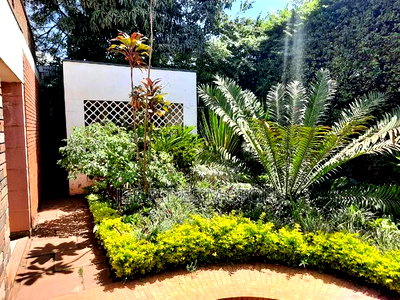 7 Bedroom House for Sale in Waiyaki Way - Image 13