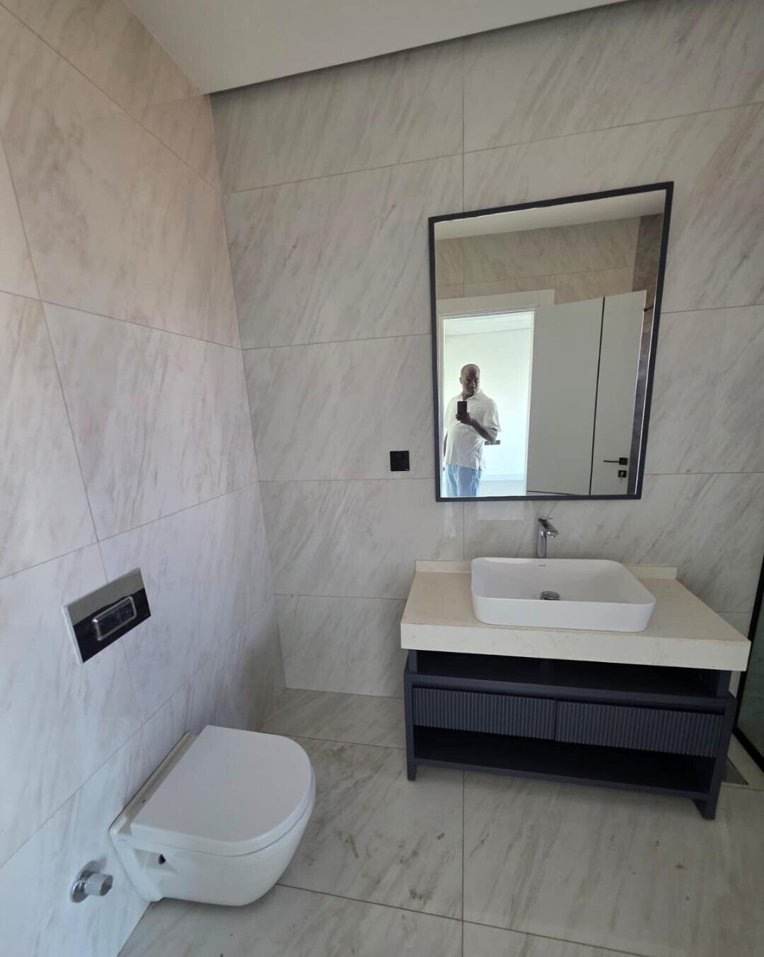 3BR Penthouse with Sea Views & DSQ - Nyali, Mombasa