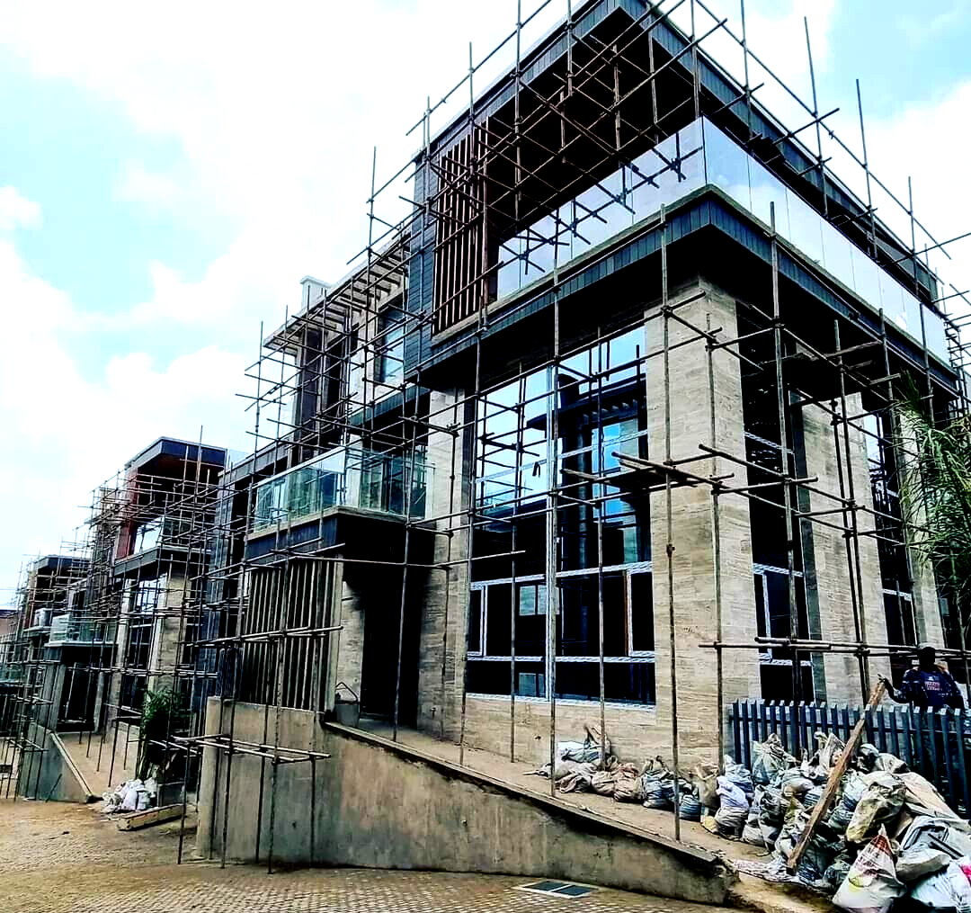 6-Ensuite Villa with Cinema, Gym & Private Lift - Lavington