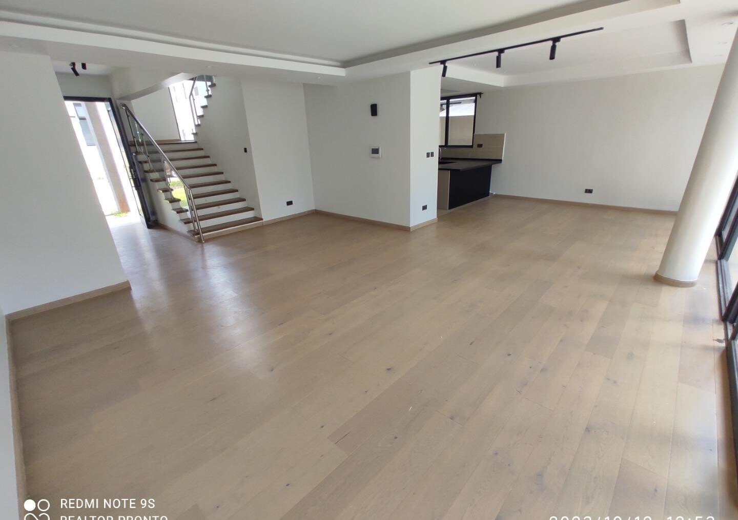 Corner Townhouse with Biggest Garden & 3 Parking - Lavington