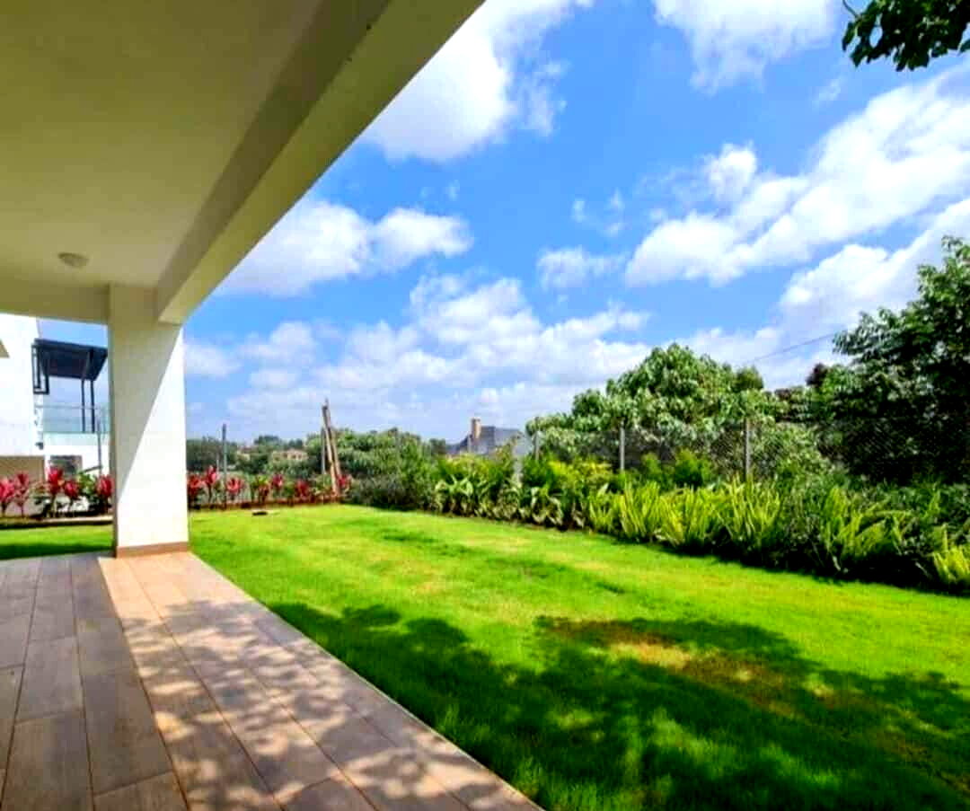 5 En-Suite Townhouse with Solar & Lift - Kitisuru