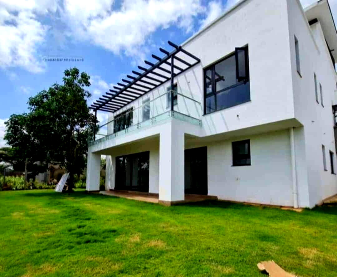 5 En-Suite Townhouse with Solar & Lift - Kitisuru