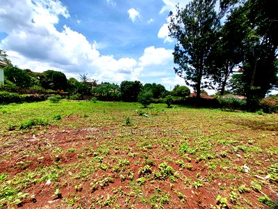 Runda 1/2 Residential Plot for Sale - Image 5
