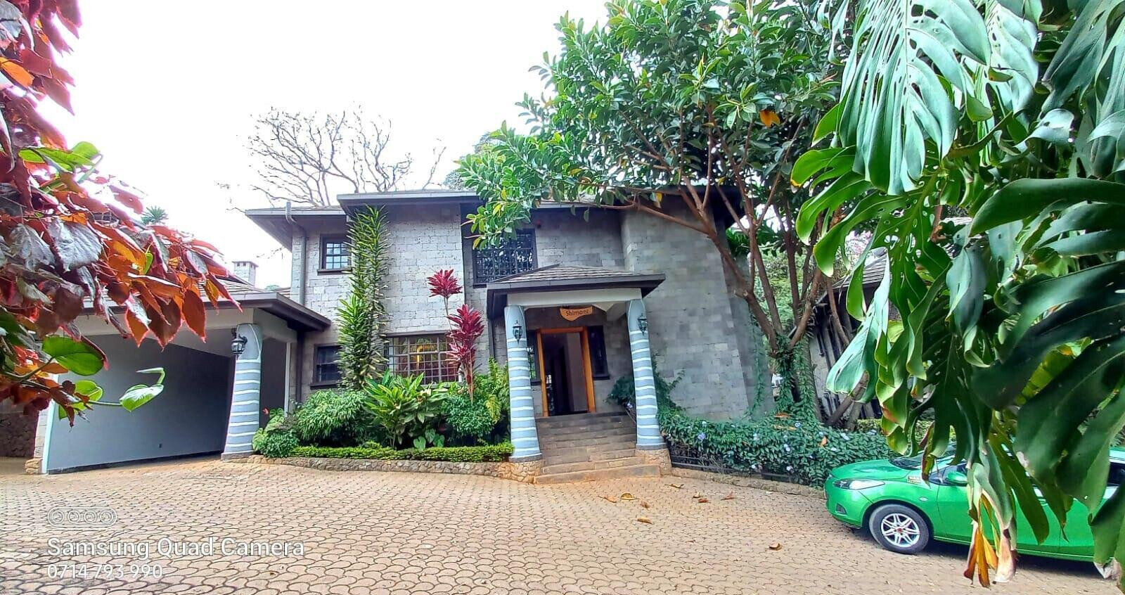 Super-Premium 4BR Villa in 3-Village Cluster - Spring Valley