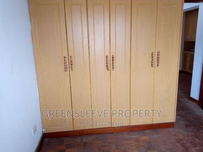 4bdrm Townhouse / Terrace in Karened, Kikuyu for rent - Image 3