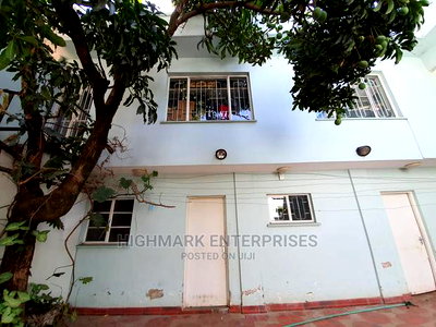 8bdrm Mansion in South C for Sale - Image 1