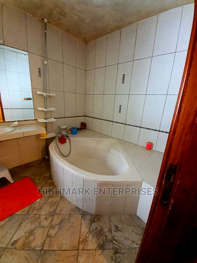 8bdrm Mansion in South C for Sale - Image 10