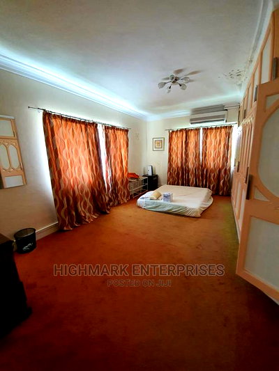 8bdrm Mansion in South C for Sale - Image 11