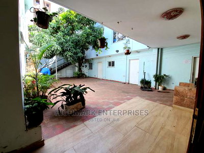 8bdrm Mansion in South C for Sale - Image 2