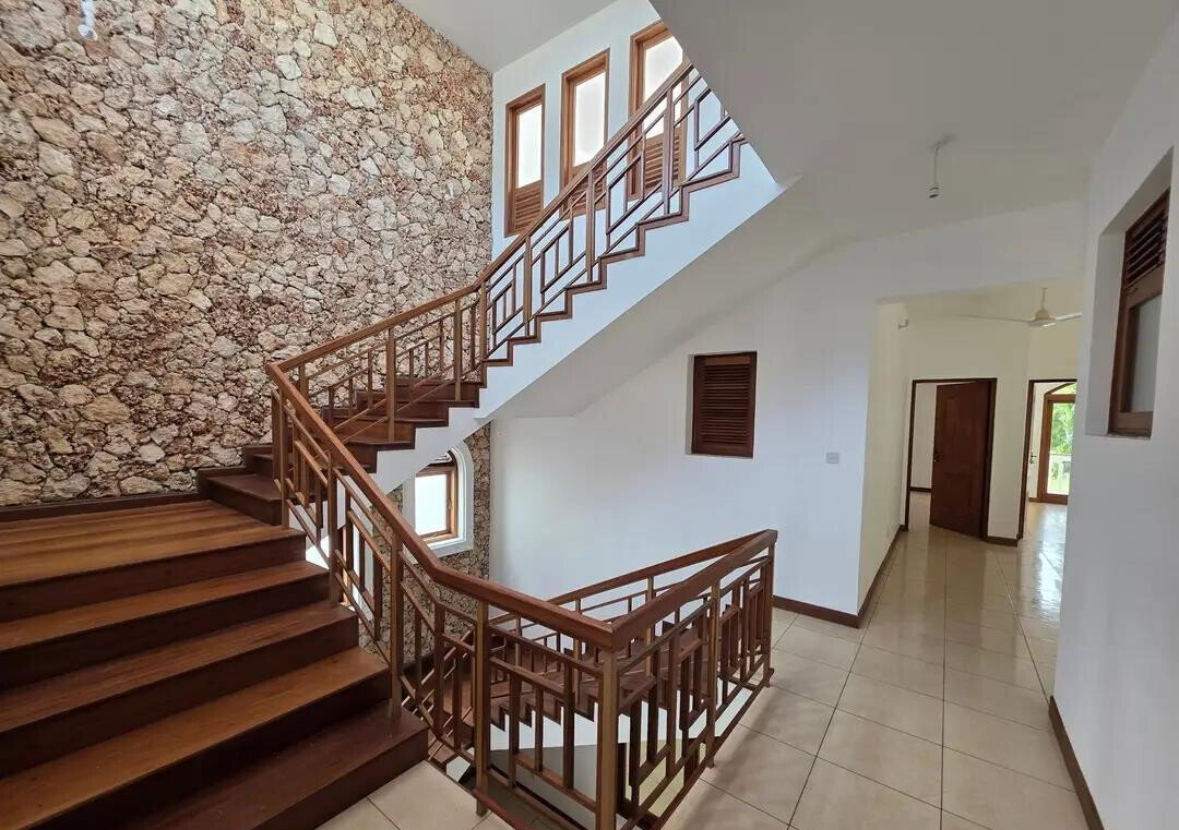 4BR Townhouse with Private Pool in Gated Nyali Estate - Mombasa