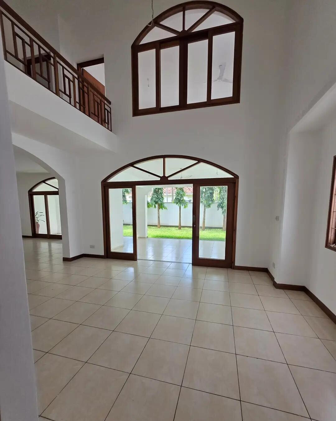 4BR Townhouse with Private Pool in Gated Nyali Estate - Mombasa