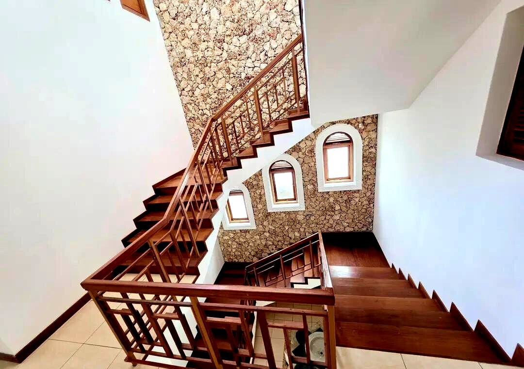 4BR Townhouse with Private Pool in Gated Nyali Estate - Mombasa