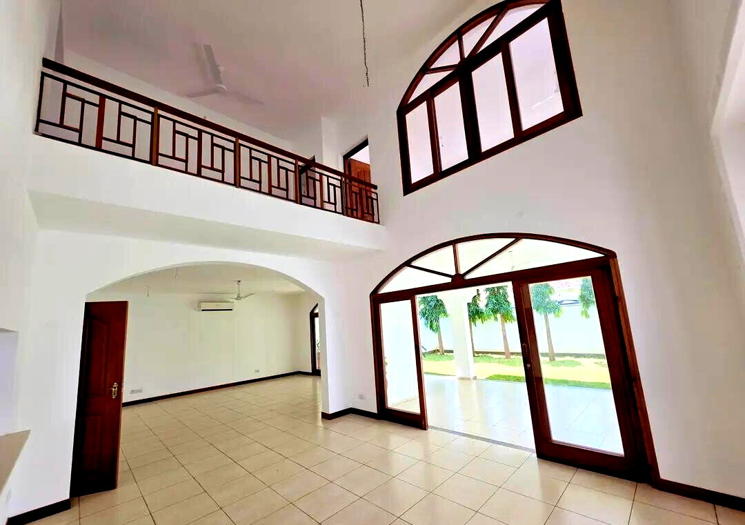 4BR Townhouse with Private Pool in Gated Nyali Estate - Mombasa