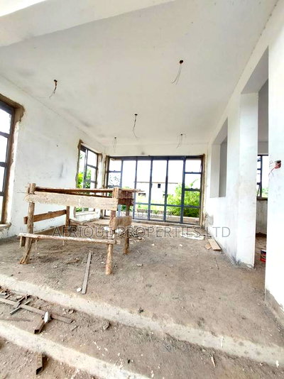 6bdrm Mansion in Thika Green for sale - Image 5