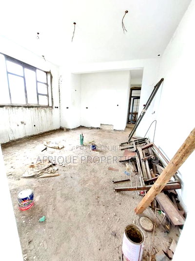 6bdrm Mansion in Thika Green for sale - Image 8