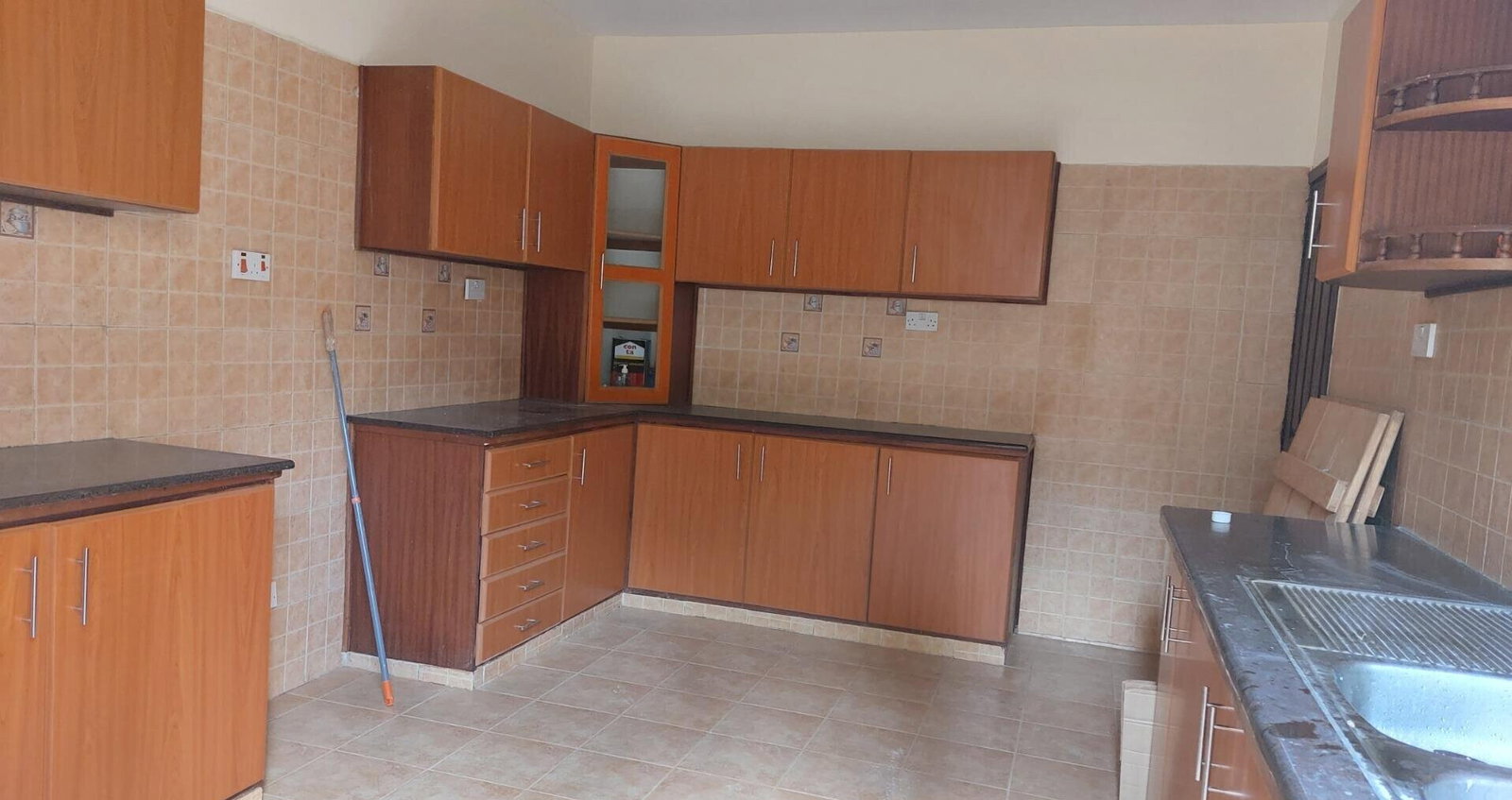5-Ensuite Villa with DSQ & Pool in Lavington Gated Community