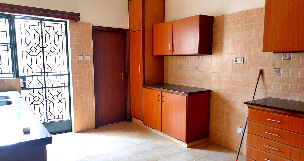 5-Ensuite Villa with DSQ & Pool in Lavington Gated Community