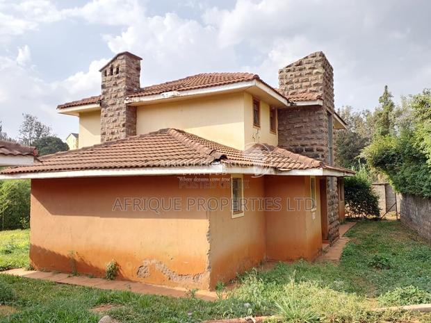 4bdrm Villa in Fourways, Thindigua/Kasarini for sale