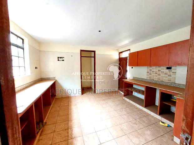 4bdrm Villa in Fourways, Thindigua/Kasarini for sale
