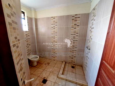 4bdrm Villa in Fourways, Thindigua/Kasarini for sale - Image 14
