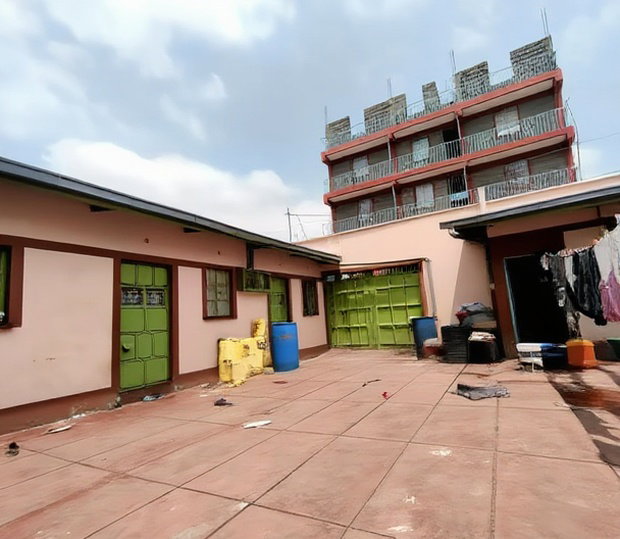 5bdrm Block of Flats in Githurai 45 , Off for sale
