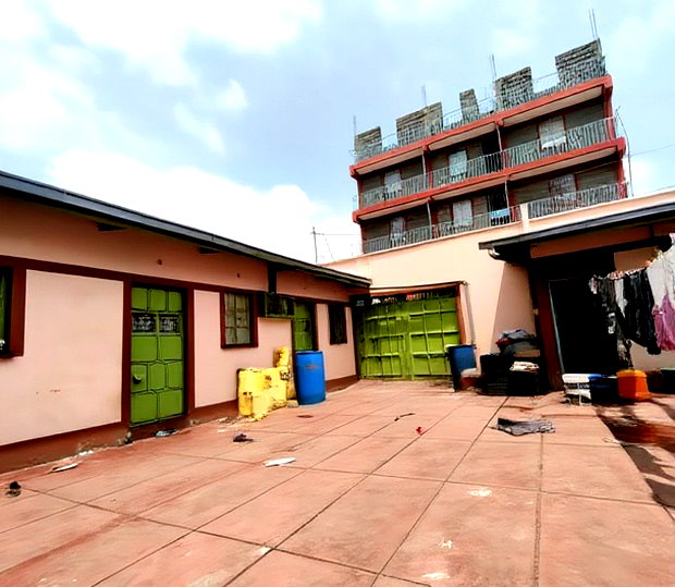 5bdrm Block of Flats in Githurai 45 , Off for sale