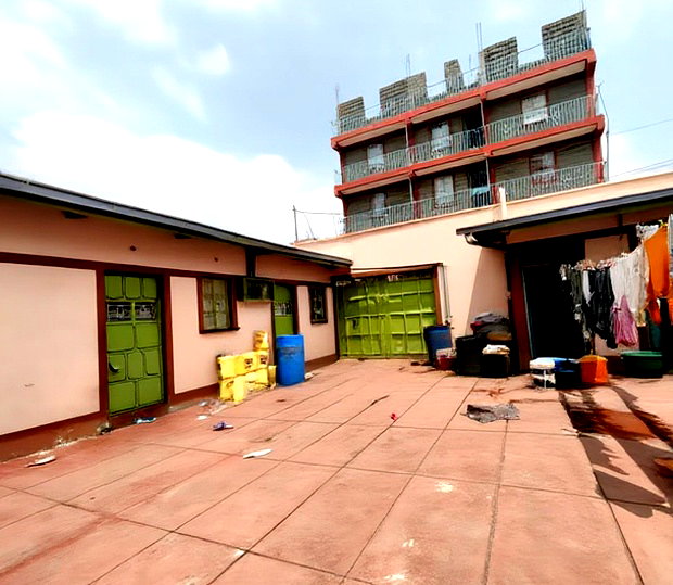 5bdrm Block of Flats in Githurai 45 , Off for sale
