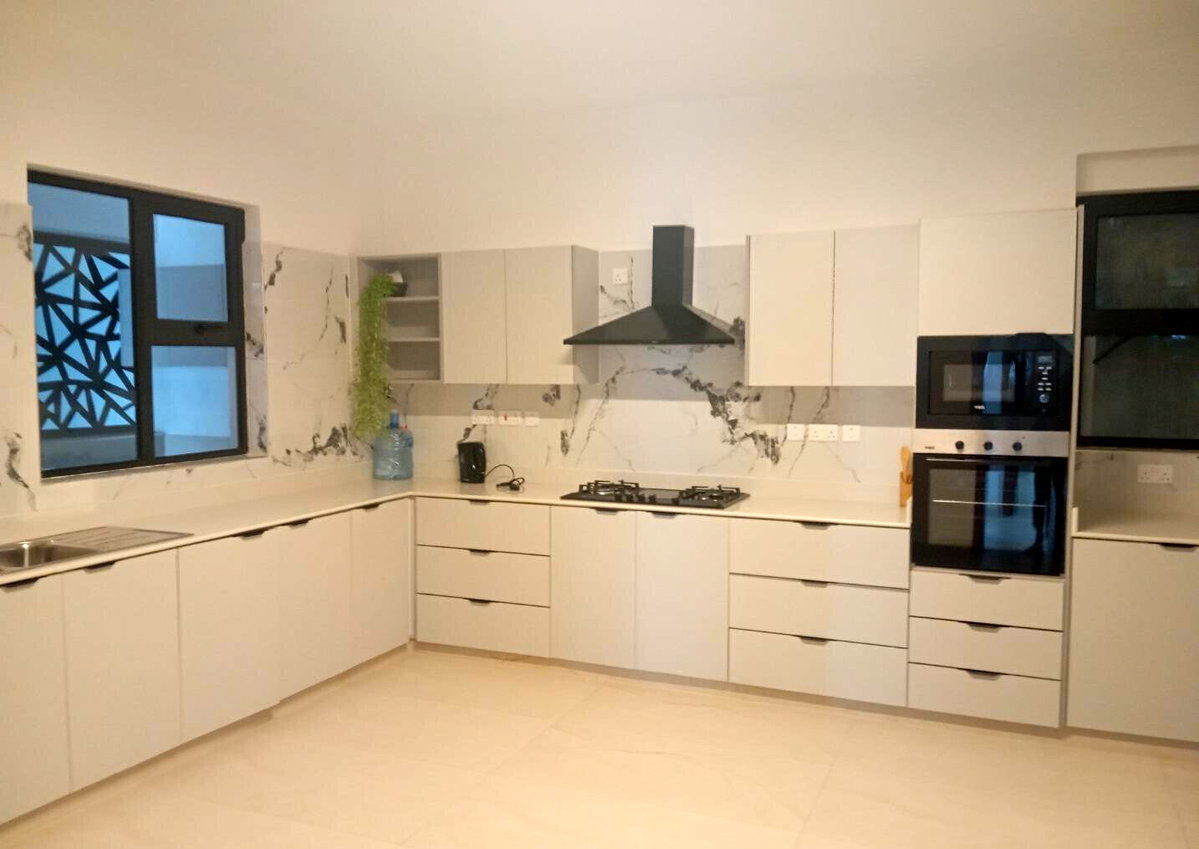 3BR Ensuite Simplex with Karura Forest Views - Spring Valley