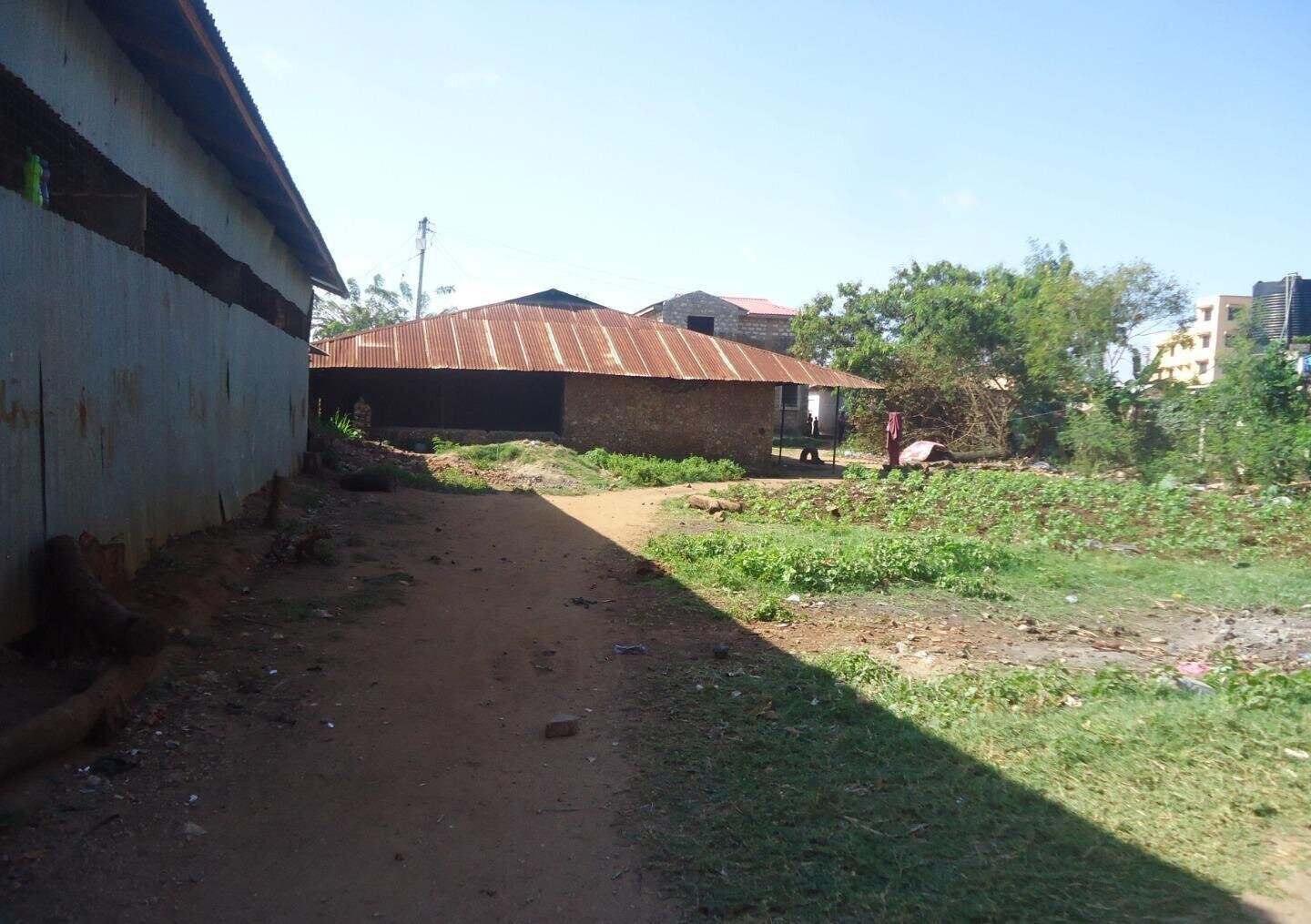 1.5 Acre Bombolulu Plot with Garden