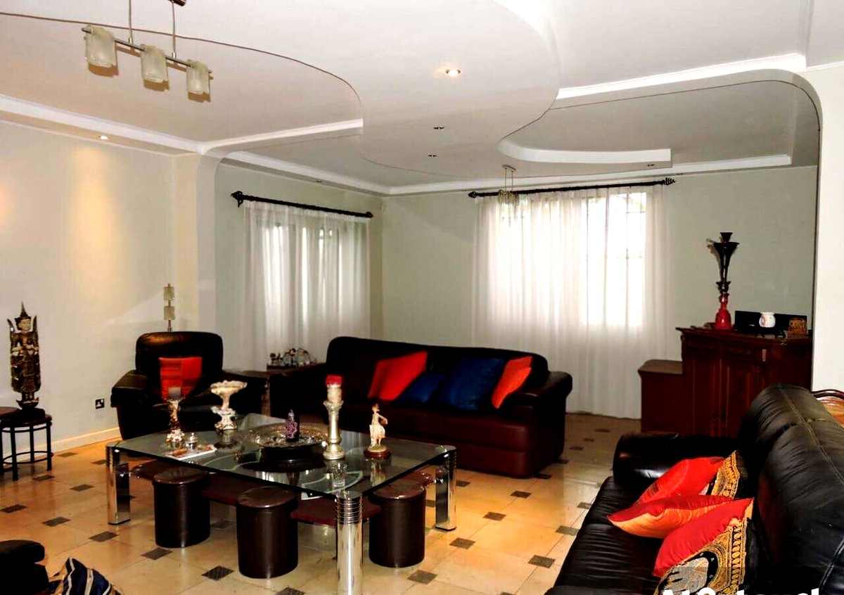 4-Ensuite Townhouse with Fireplace & Private Garden - Westlands