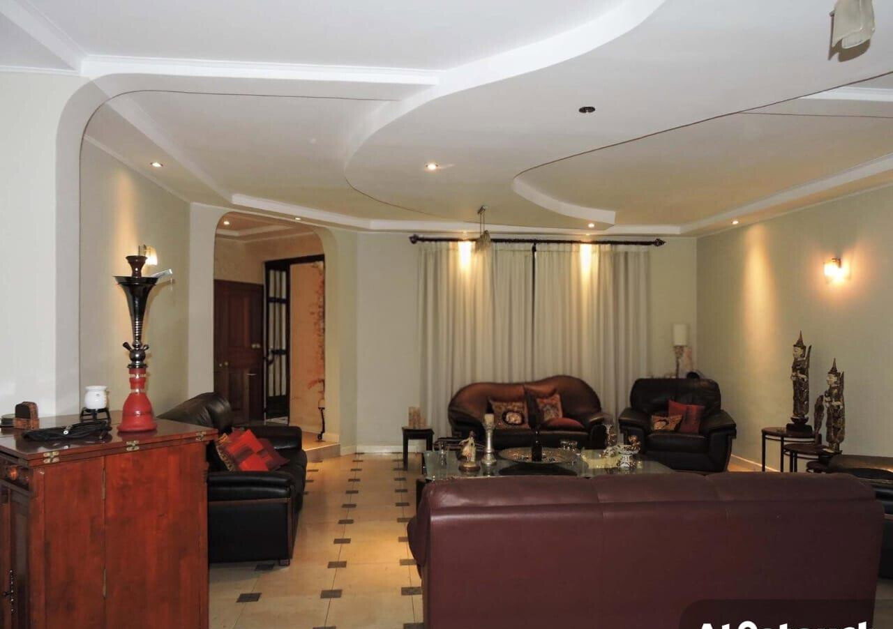 4-Ensuite Townhouse with Fireplace & Private Garden - Westlands