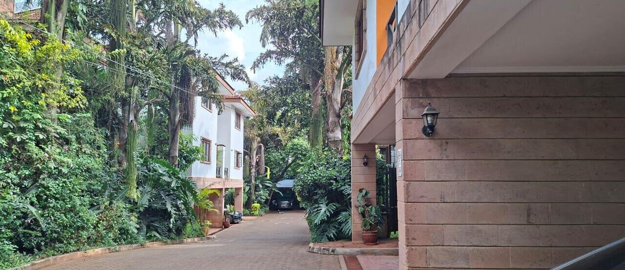 4-Ensuite Townhouse with UN-Level Security & Private Garden - Westlands