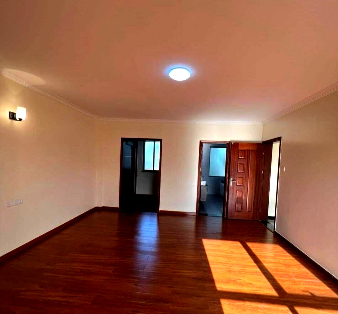 5BR En-Suite Townhouse - Lavington